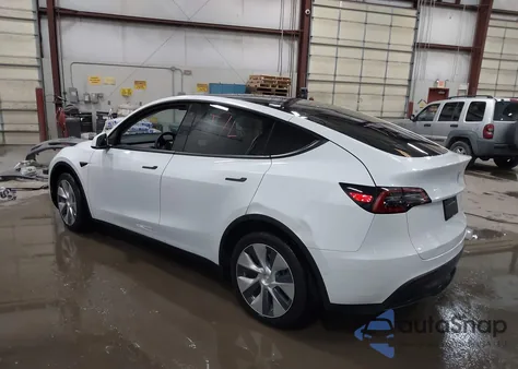 2021 Tesla Model Y Long Range Dual Motor All-Wheel Drive from USA, damaged, VIN 5YJYGDEE4MF153496